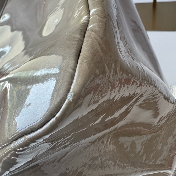 Coach 18770 Chelsea East West Shimmer Patent Leather Shoulder/Tote Bag + Wallet - Picture 8 of 15